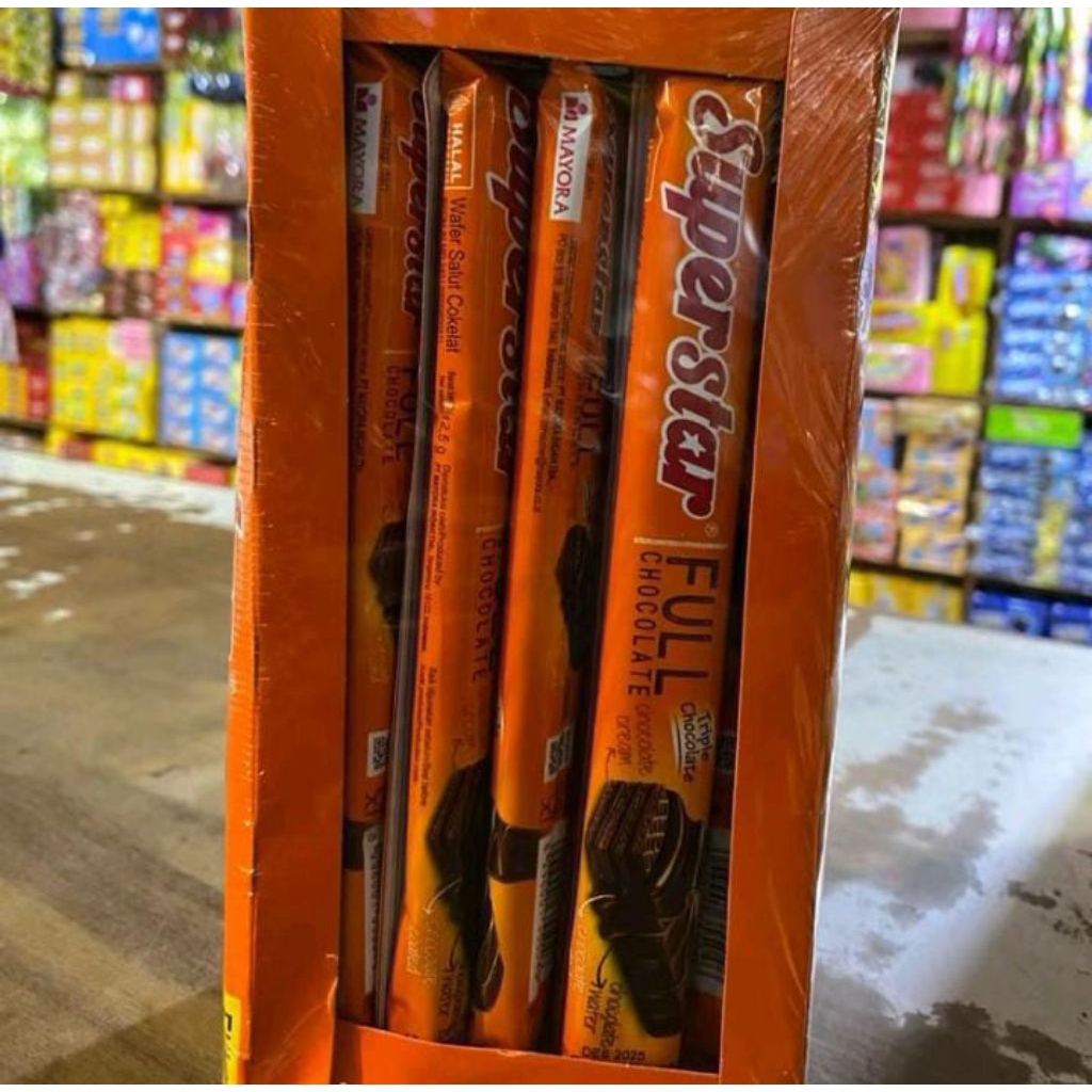 

Superstar Tripple Wafer Chocolate 1 Pack Isi 20 Pcs
