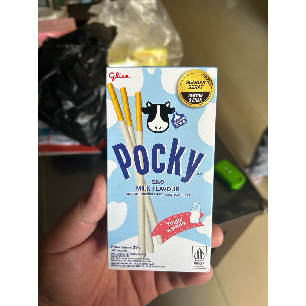 

Pocky Milk Flavour 39gram box