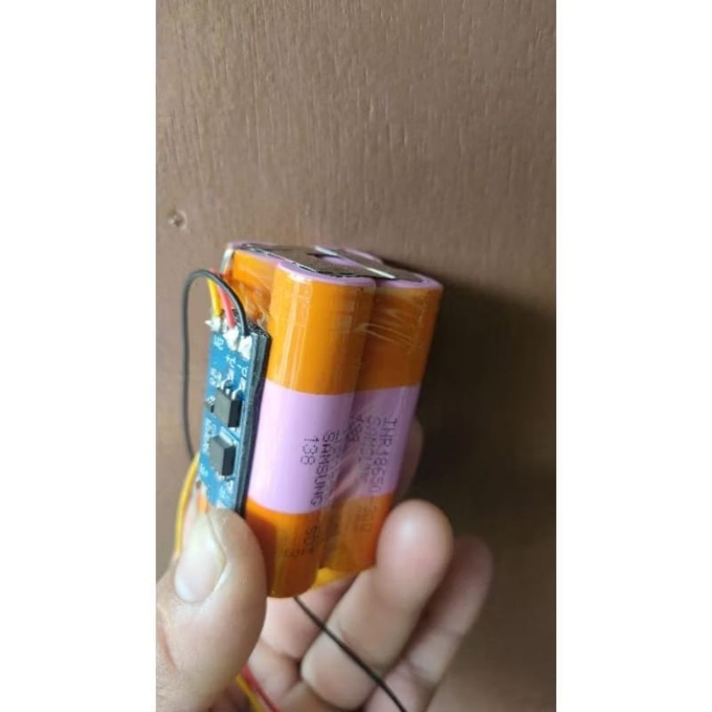 baterai pack 7,4volt baterai baru BMS 2s 20 Amper