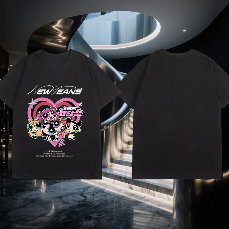 (COD) T-shirt kapas ukuran besar, pola kepribadian NewJeans dan logo, penggemar wanita diperlukan