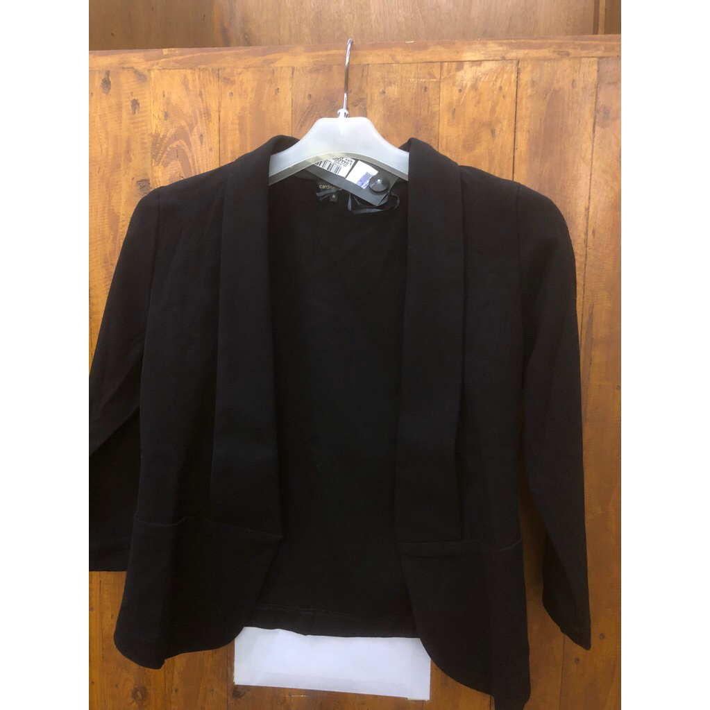 Blazer hitam cardinal