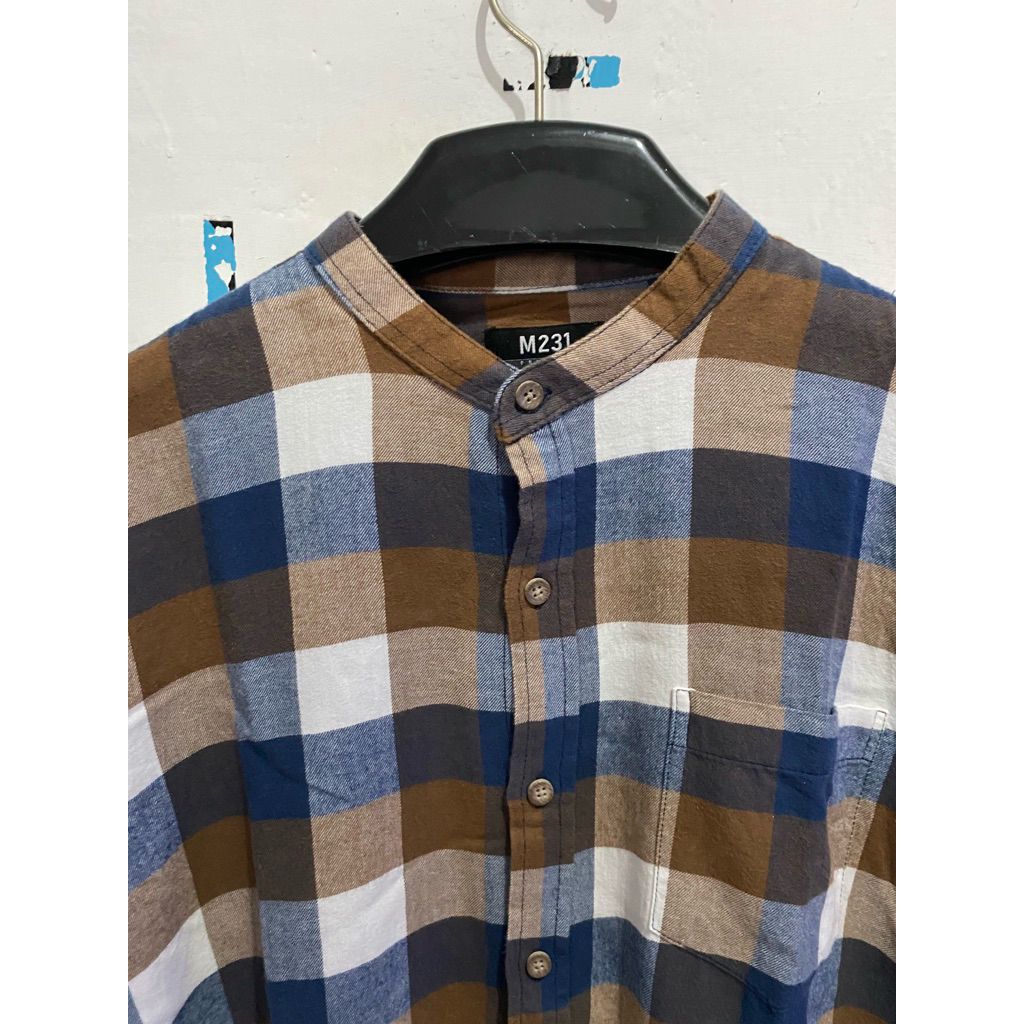 Preloved kemeja Flanel kerah colar M231 Size M