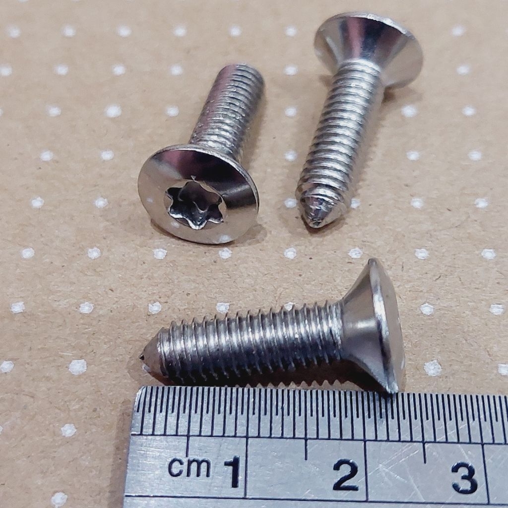 Baut segitiga mesin cuci Sharp front loading