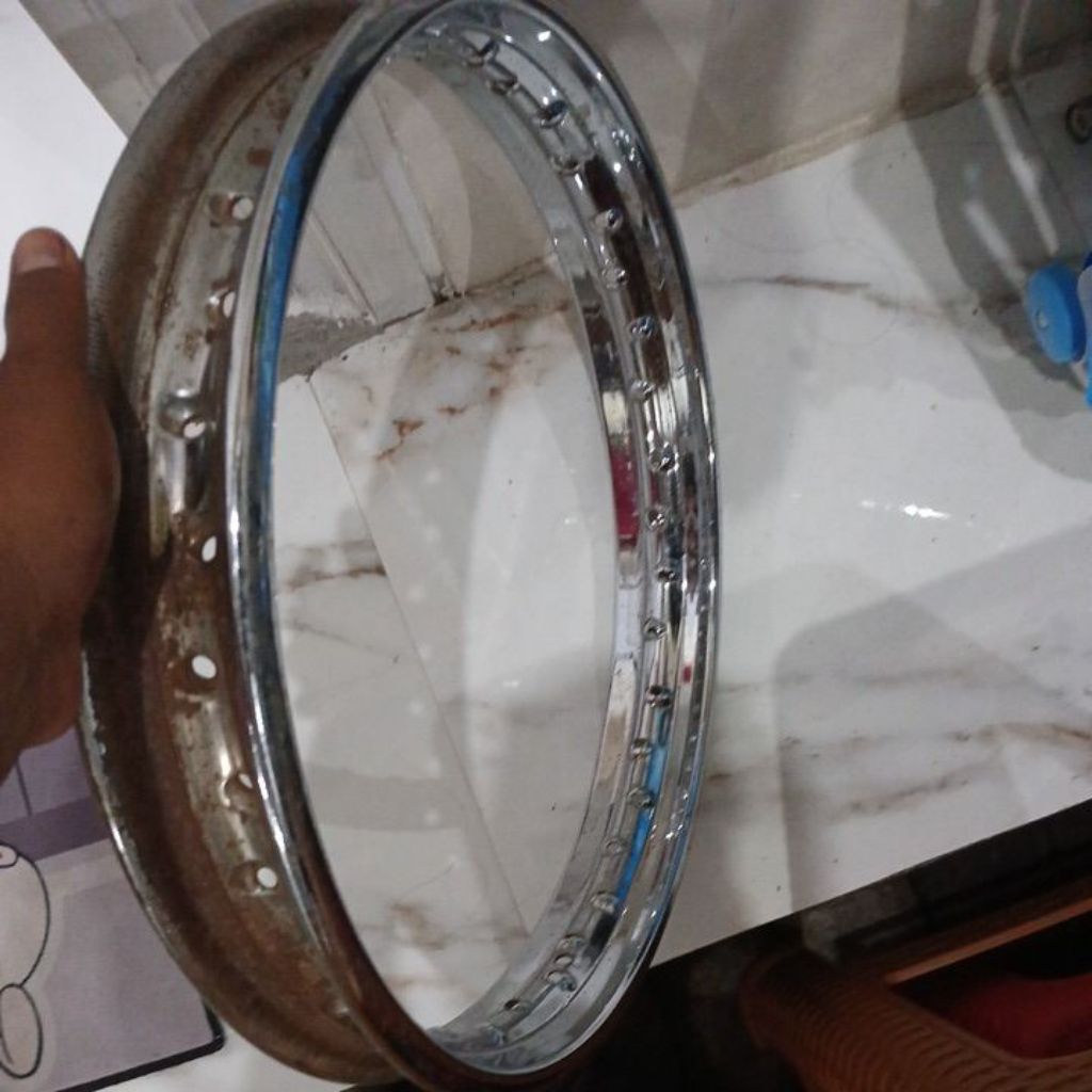 velg besi DID ring 18 ukuran lebar 215 second siap pakai