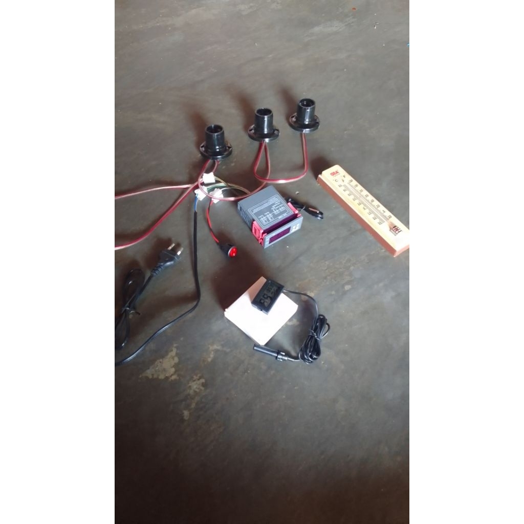 Komponen mesin tetas manual