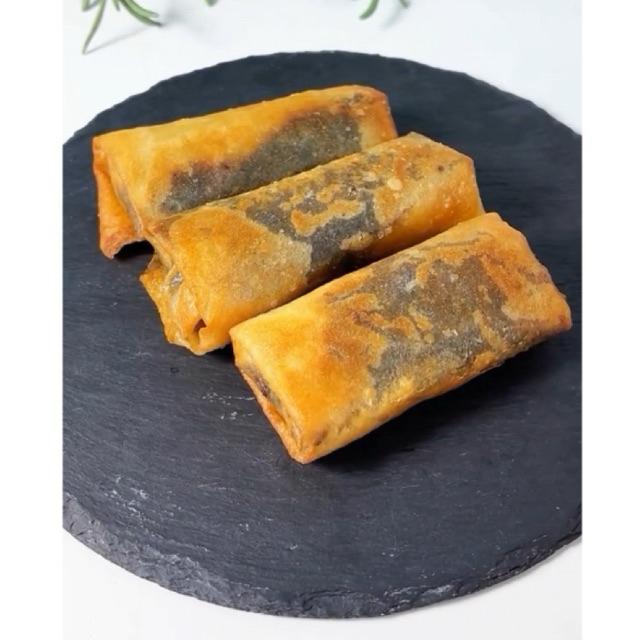 

Piscok Lumer Premium Per-3 Pcs / Pisang Cokelat