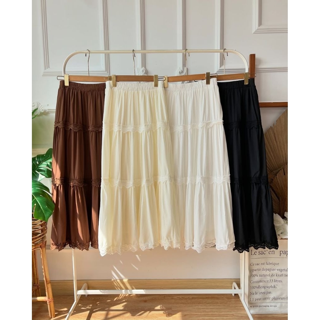 Taylor SkirtLP :65-86 cm; PJ : 90 cm JR 3324 A