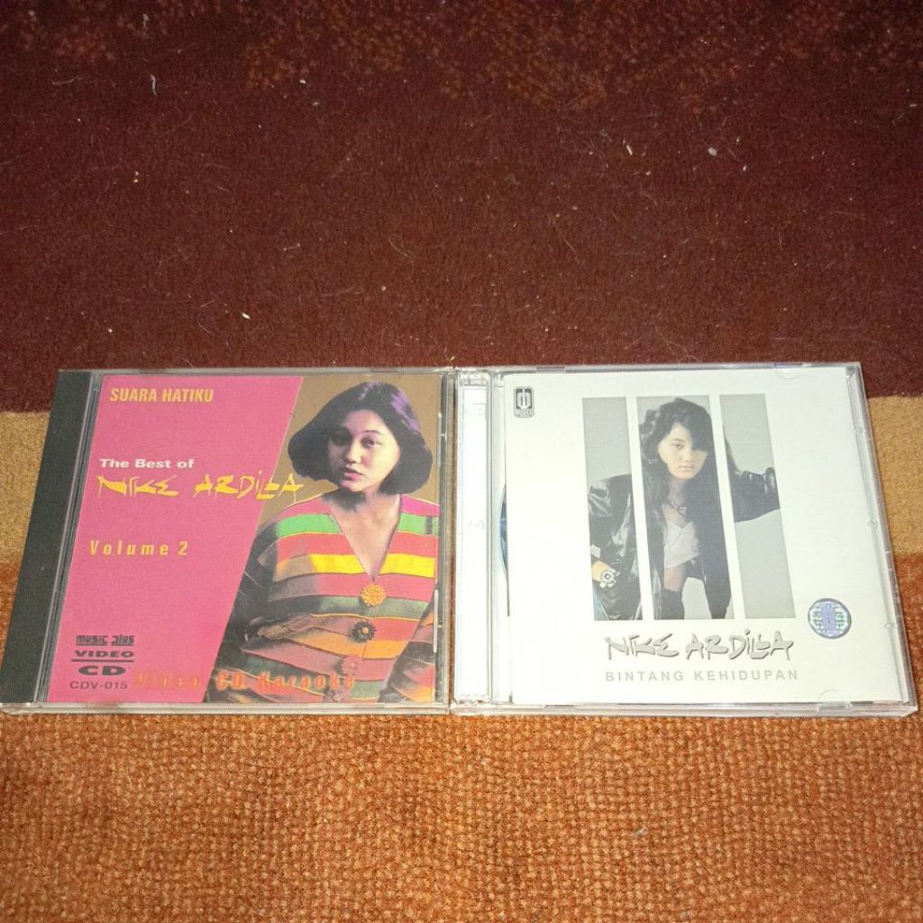 VCD NIKE ARDILLA VOL 2 & CD NIKE ARDILLA BINTANG KEHIDUPAN (SEPAKET) BEST CUT SUARA HATIKU LUKA SEBE