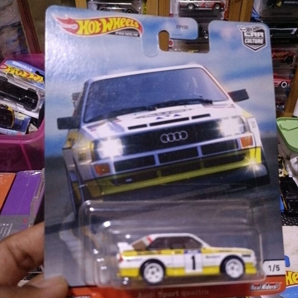 Audi sport quattro
