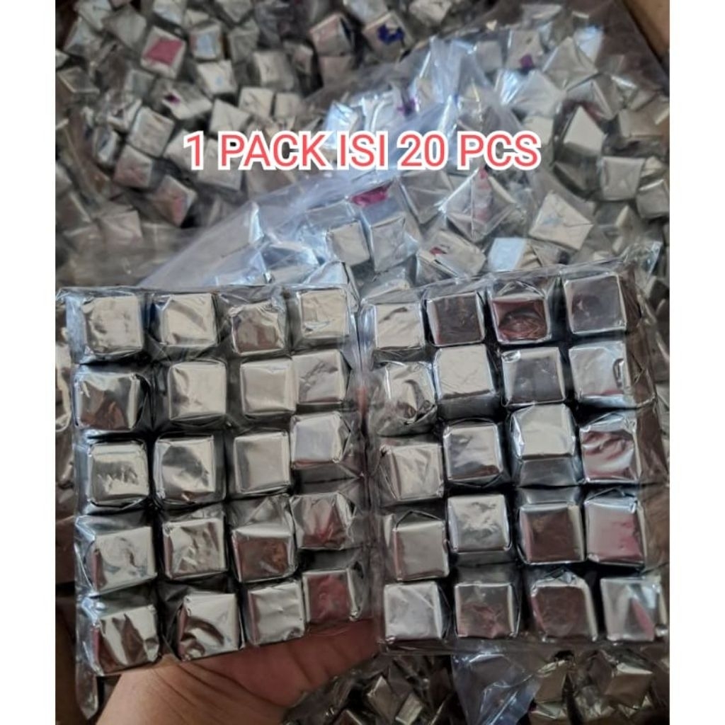

1 PACK COKLAT VANILLA ISI 20 PCS