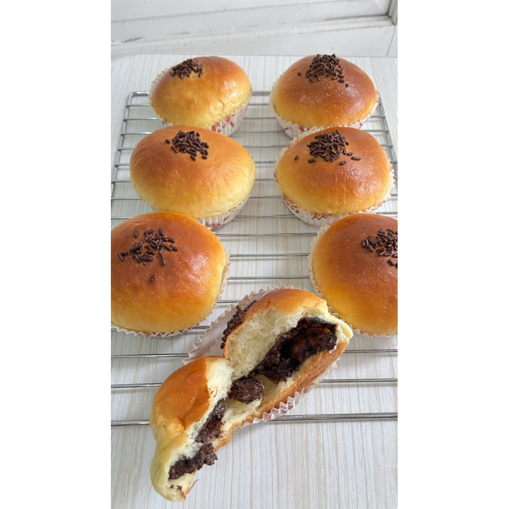 

Roti Susu Cokelat (ChocoMilky Bun) ISI 6