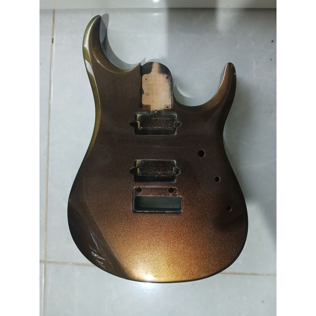 body  gitar  jp sterling musicman