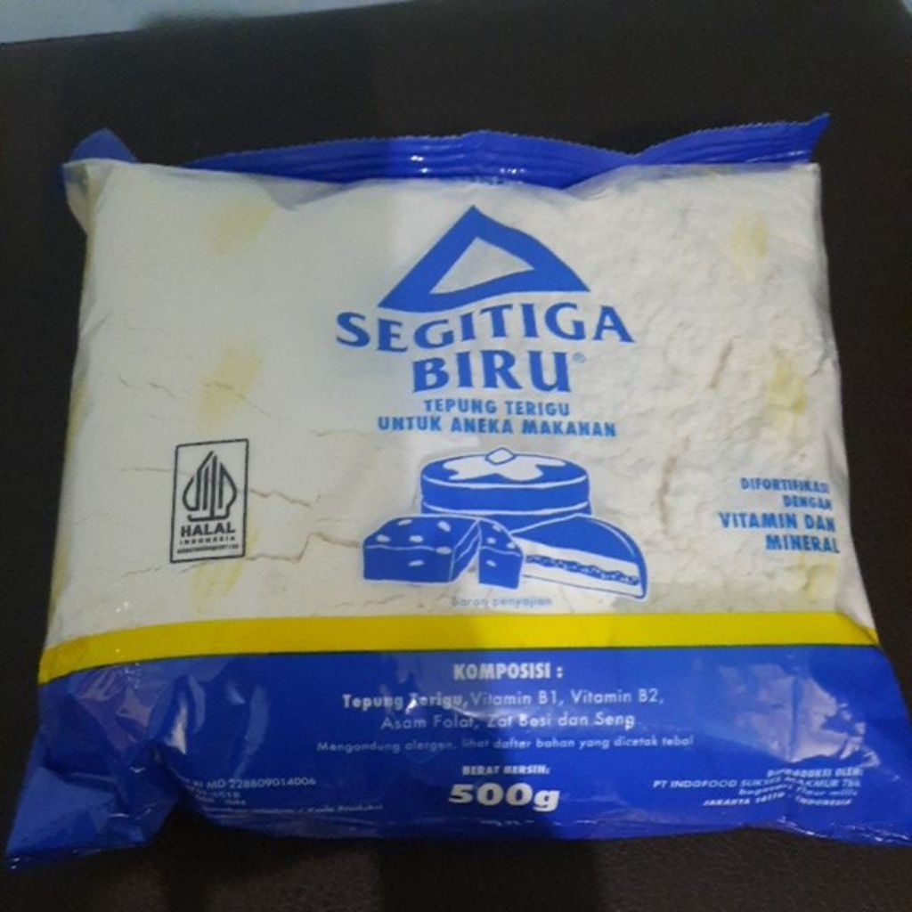 

Terigu segitiga biru 500g