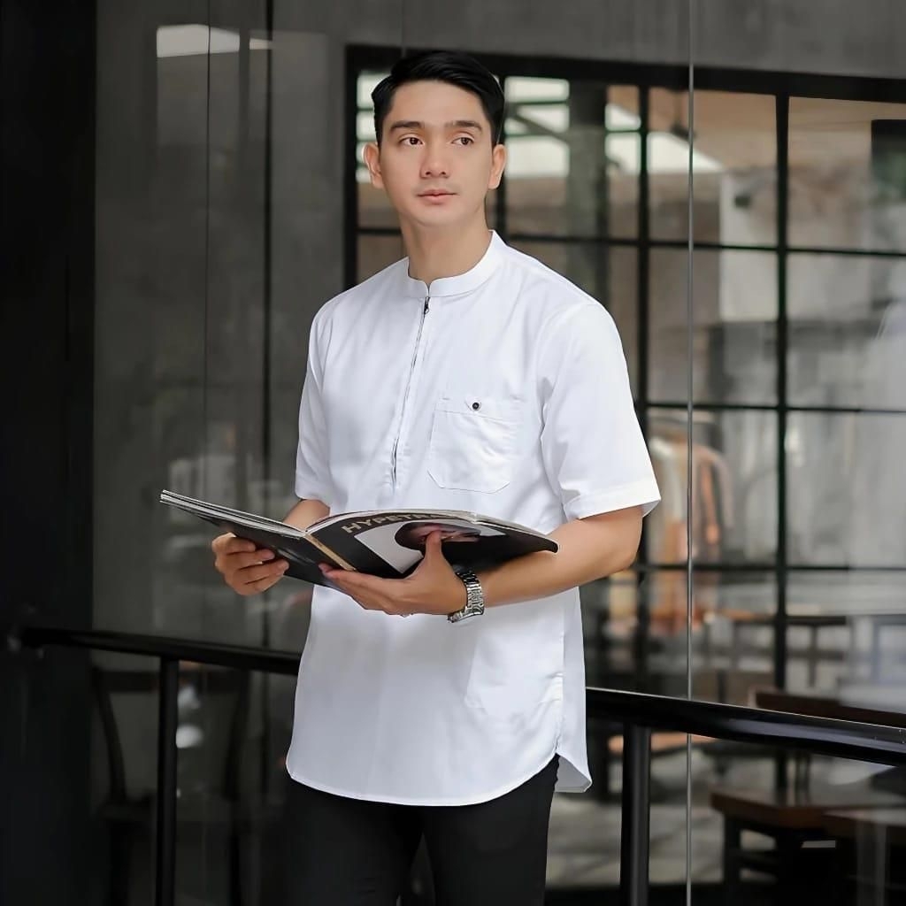 Koko Resleting Exclusive Jumbo Pendek