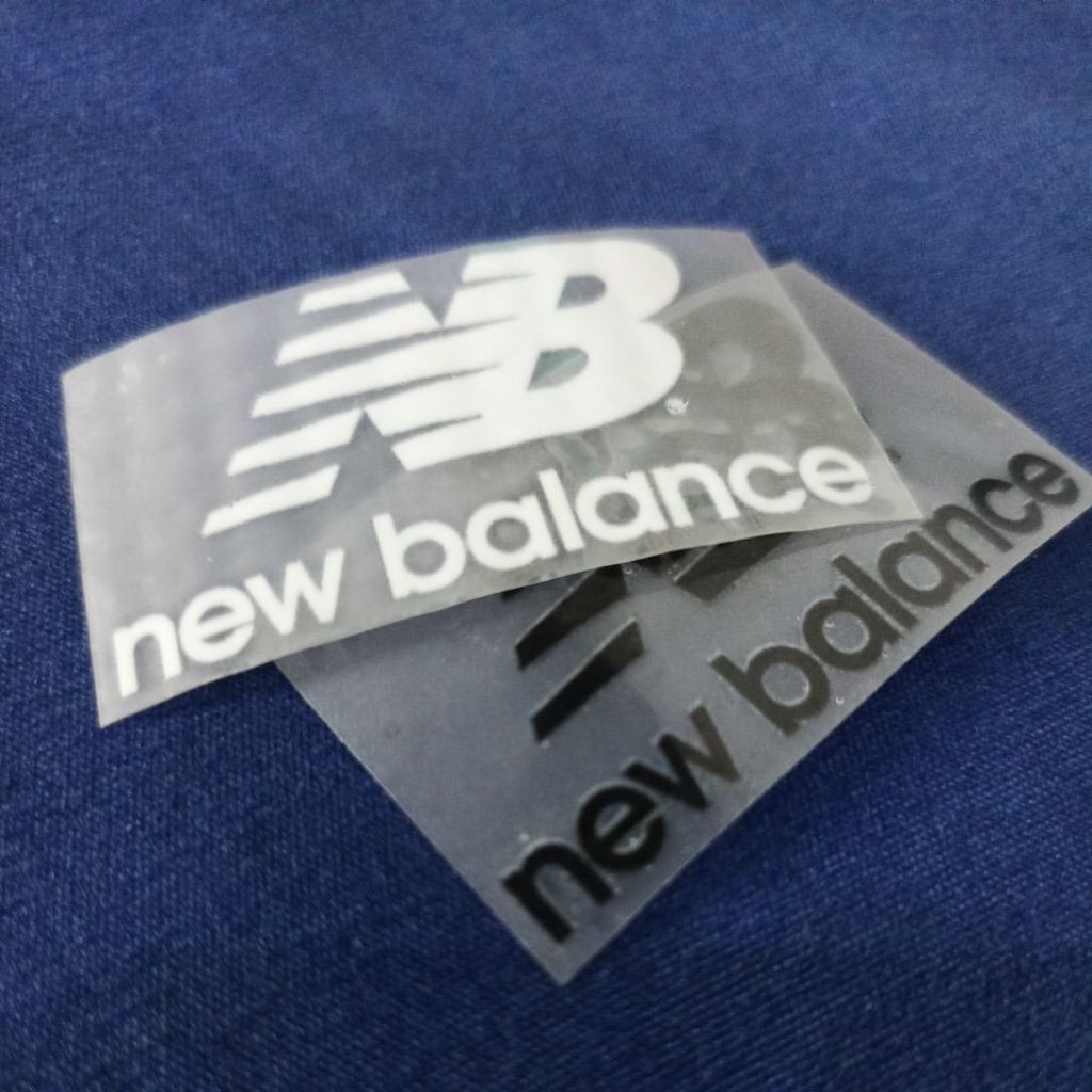 

new balance print dtf, hitam dan putih