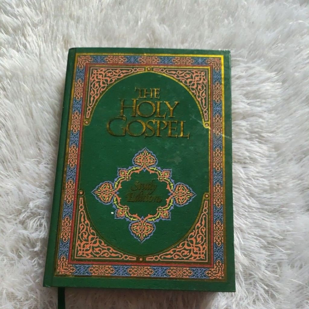 THE HOLY GOSPEL study edition original