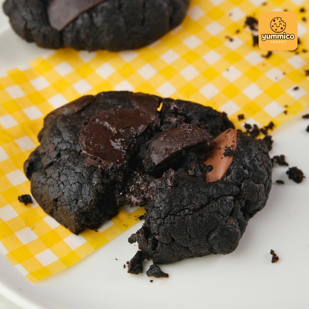 

Soft Cookies Baked Monster Choco - yummico