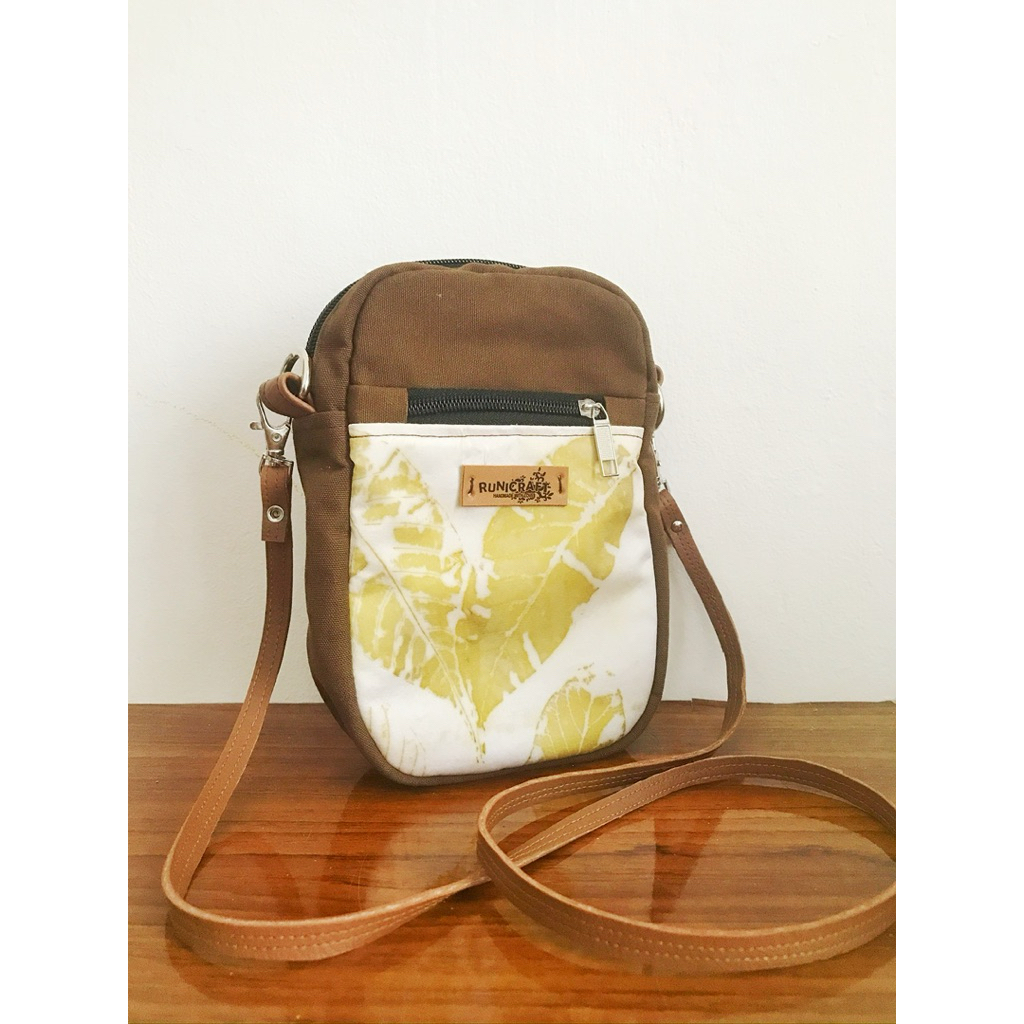 tas selempang ecoprint