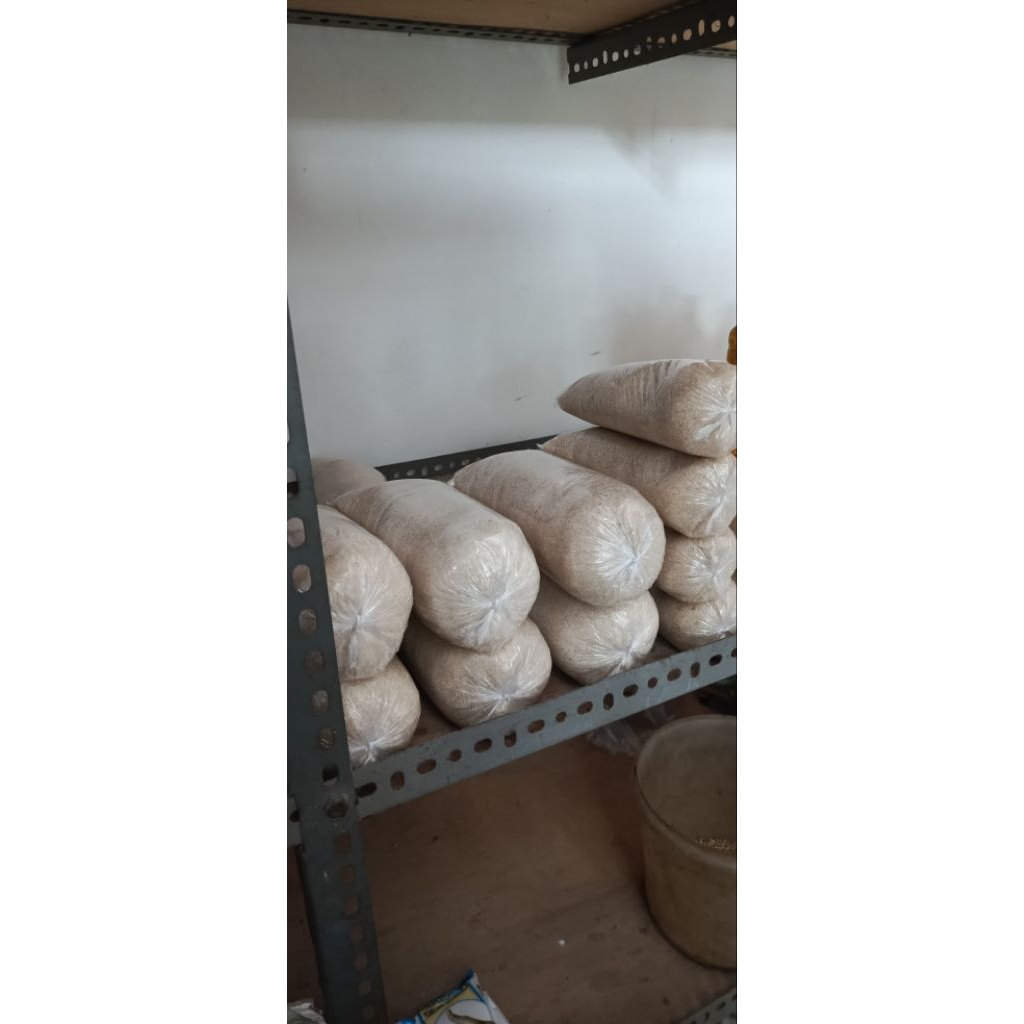 

Gula pasir kemasan 1kg dan 500gram