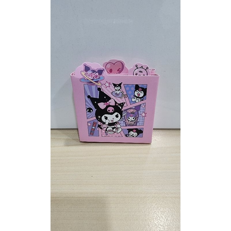 

ATS-51668 Kuromi Kertas Memo Gambar 63 x 67 mm
