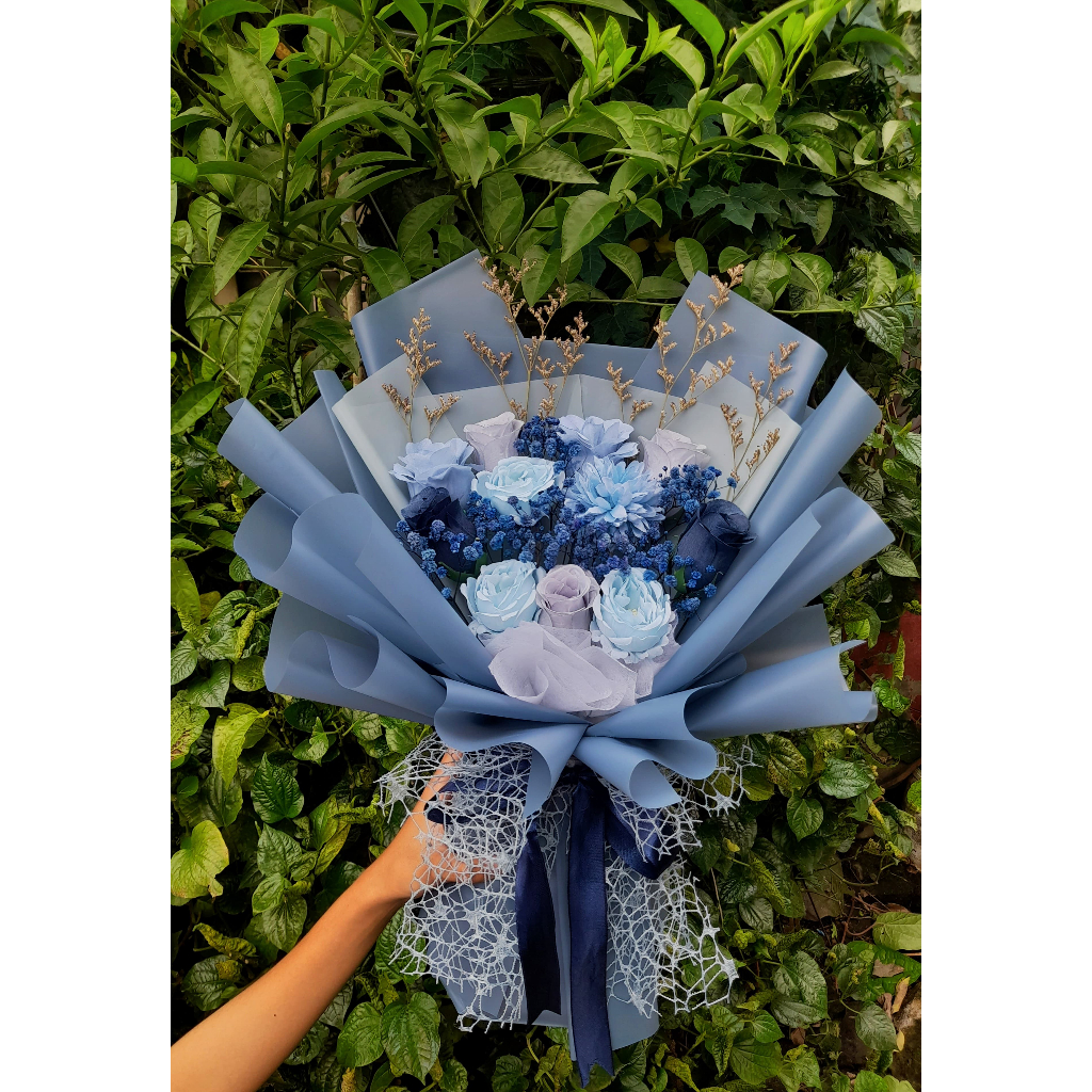 Bouquet Bunga Biru Mix / Buket Bunga / Buket Wisuda / Buket Murah / Buket Mewah