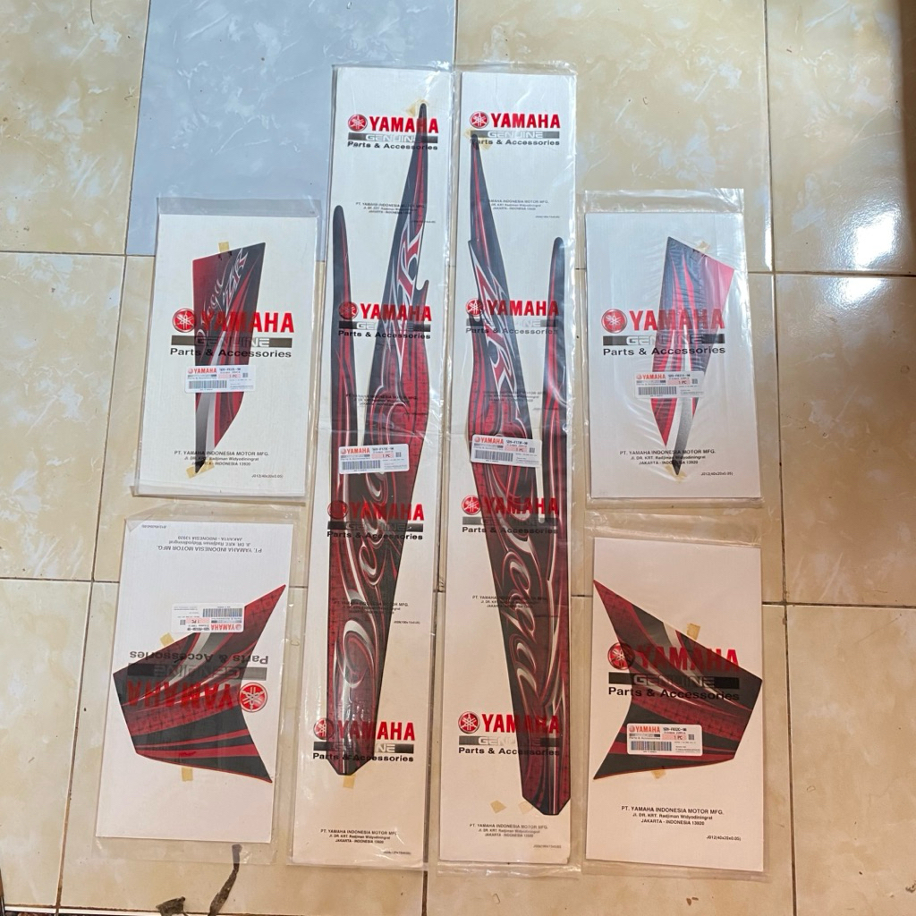 Striping Stiker Yamaha Vega ZR 2011 2012 Merah original YGP