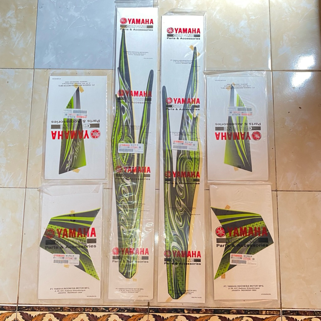 Striping stiker Yamaha Vega ZR 2011 2012 Hijau original YGP
