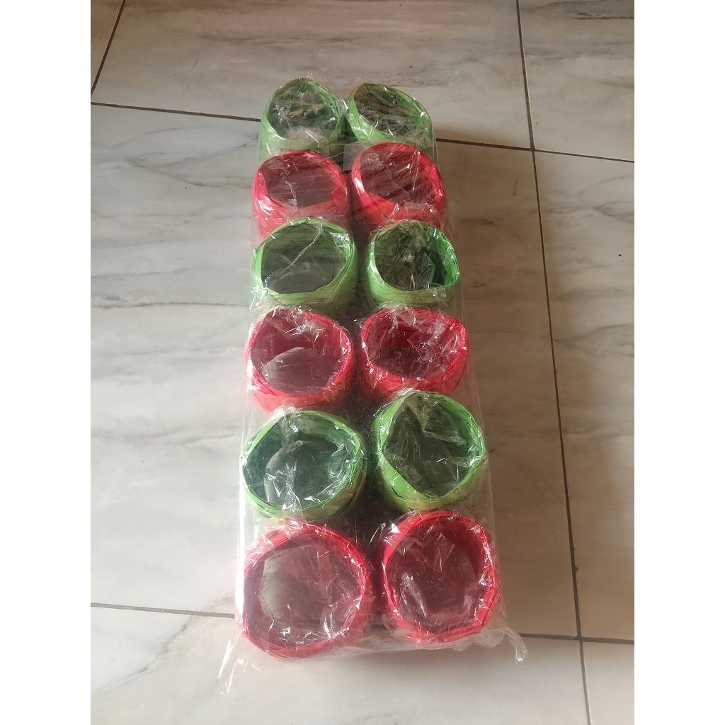 

tali rafia merah hijau