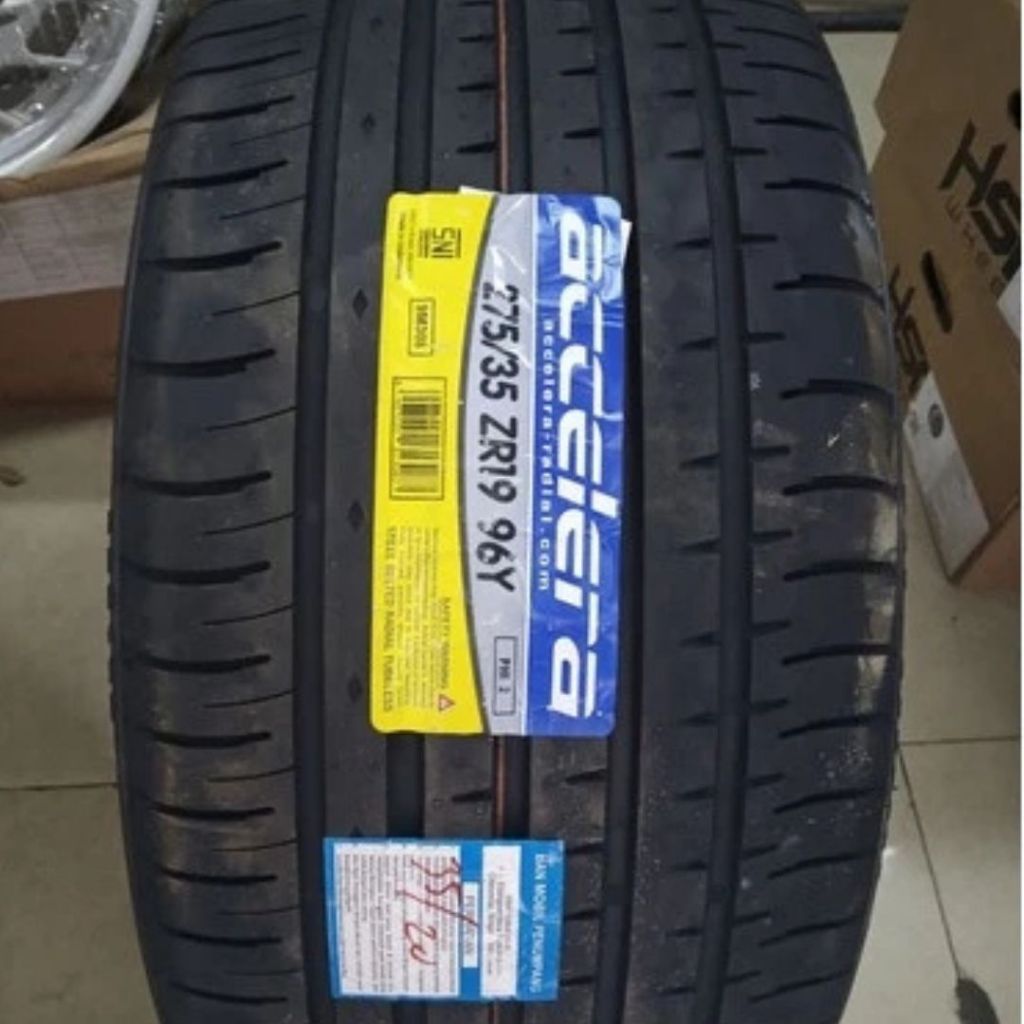 Ban Mobil 275/35 R19 / Ban Accelera 275 35 R19