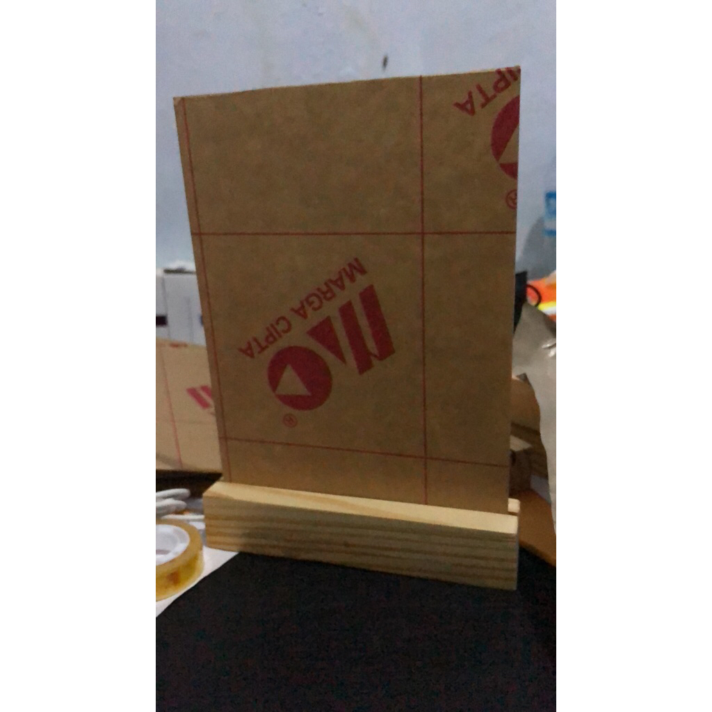 

Akrilik A5 2MM/Akrilik Bening/Akrilik Marga Cipta/Jual Terpisah Frame dan Stand