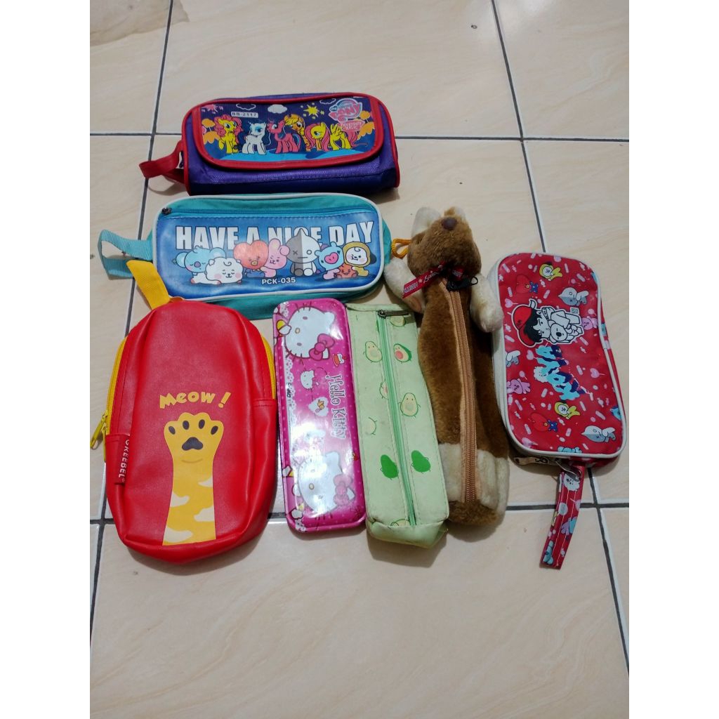 

Kotak Pensil Box