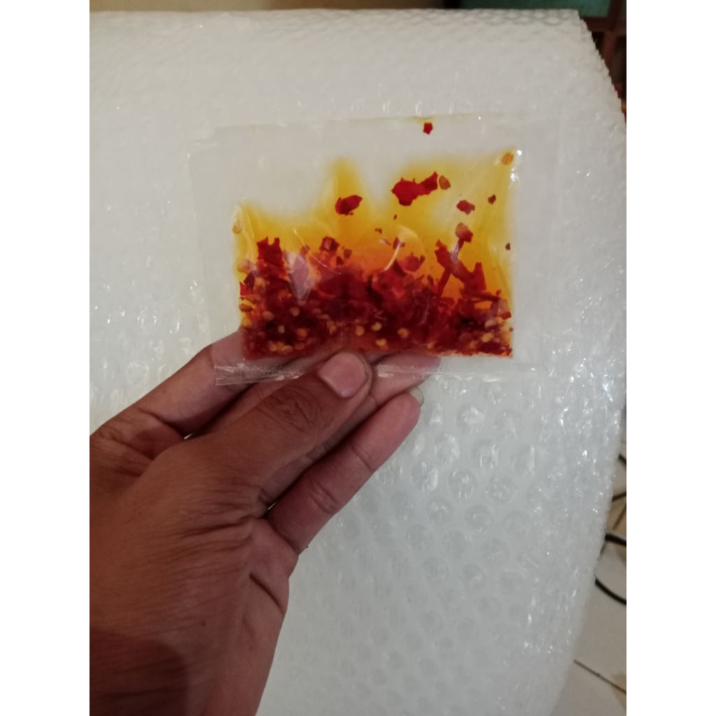 

KIRAMI-CHILI OIL_MIYAK CABE DAUN JERUK 1 SETAN