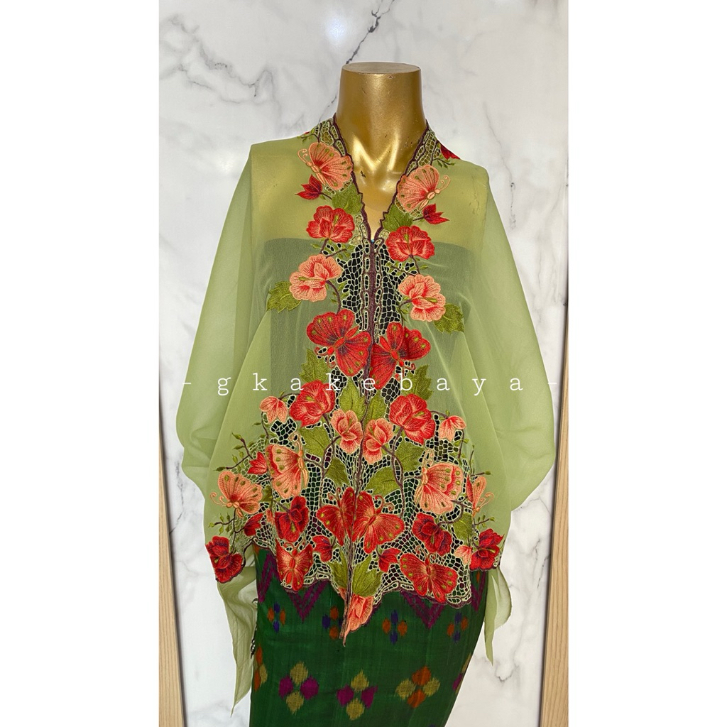 KEBAYA BORDIR KUPU’ HIJAU/ KEBAYA BALI/KAIN KEBAYA