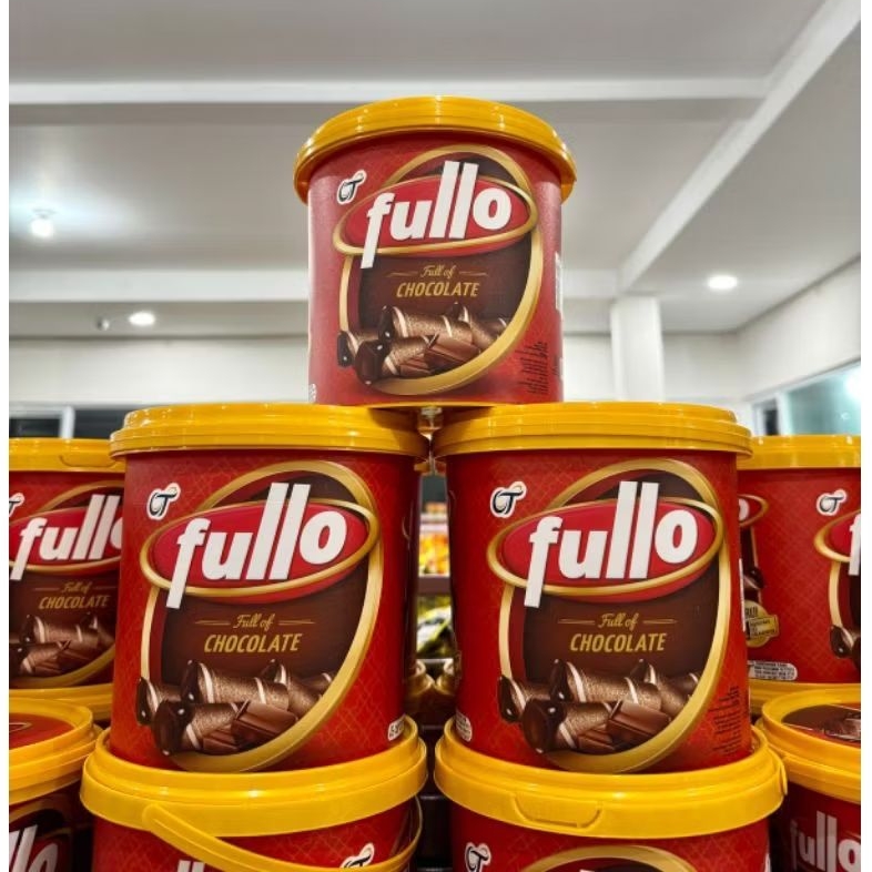

FULLO WAFER ROLL CHOCOLATE JAR 200 GR