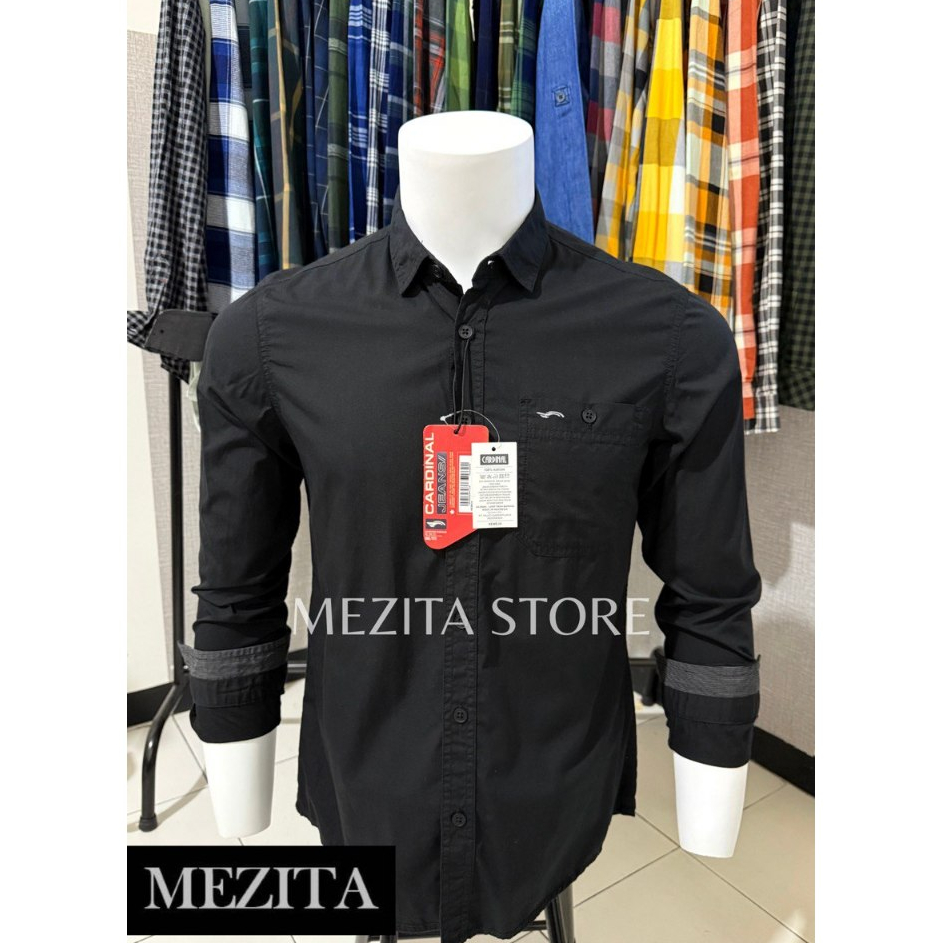 Kemeja Slimfit Pria Cardinal J2890 Hitam