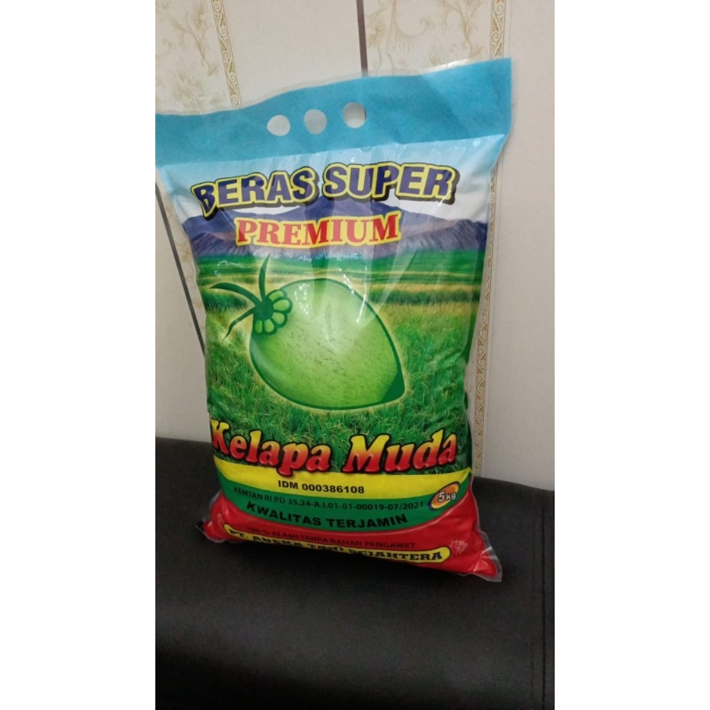 

BERAS KELAPA MUDA 5KG