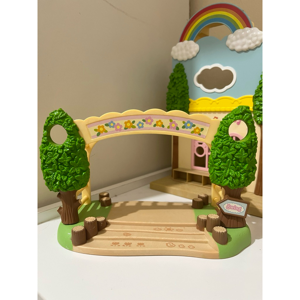 PRELOVED Sylvanian Families Nursery swing vintage