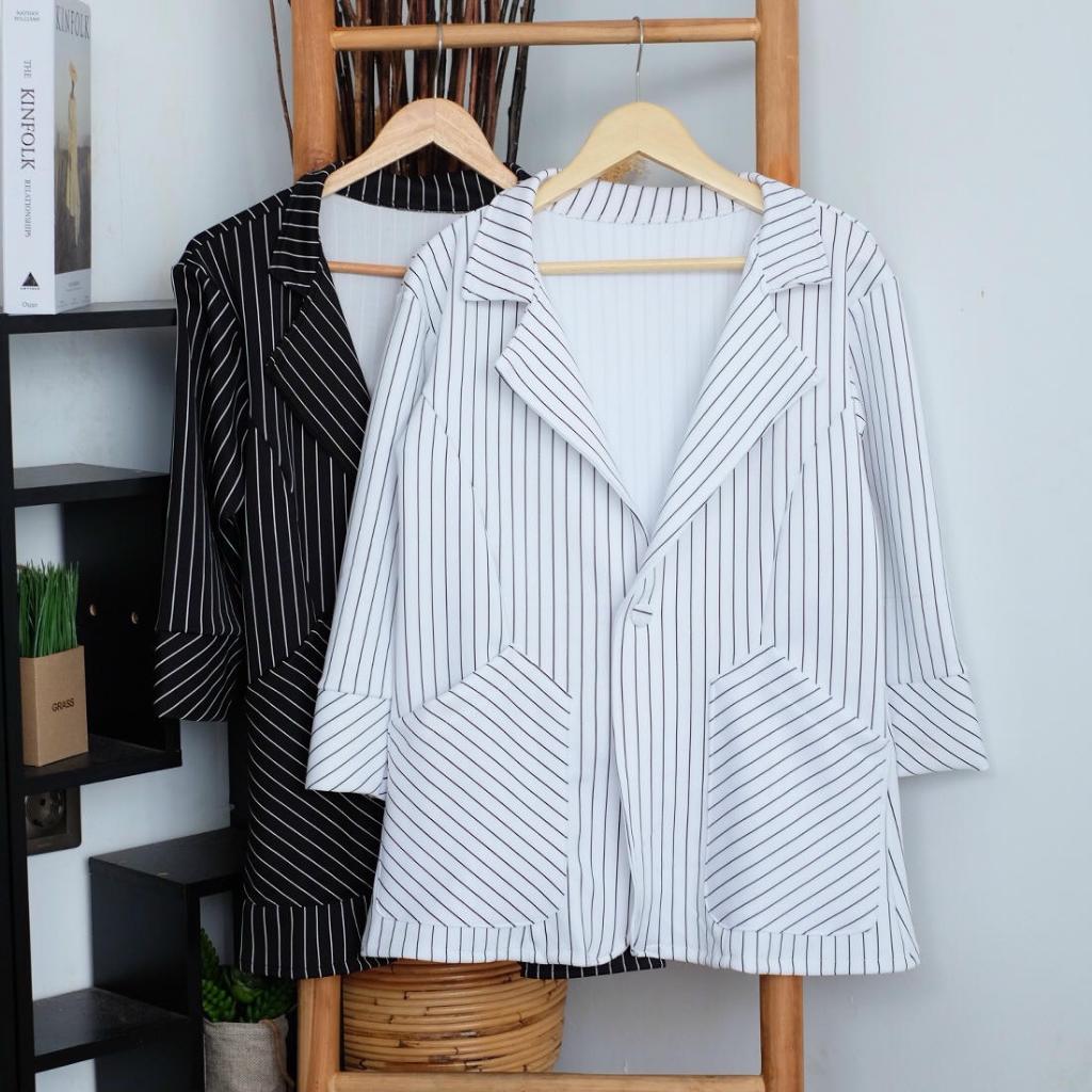 MORENA BLAZER Wanita Motif Garis Modis, Stylish dan Elegan, Cocok untuk Kerja atau Casual