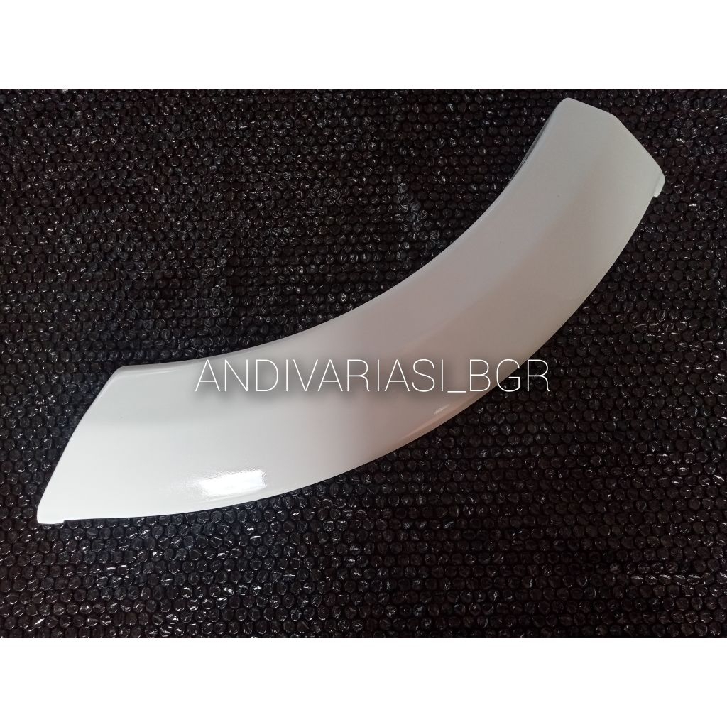 Over fender Pajero sport lama bagian pintu