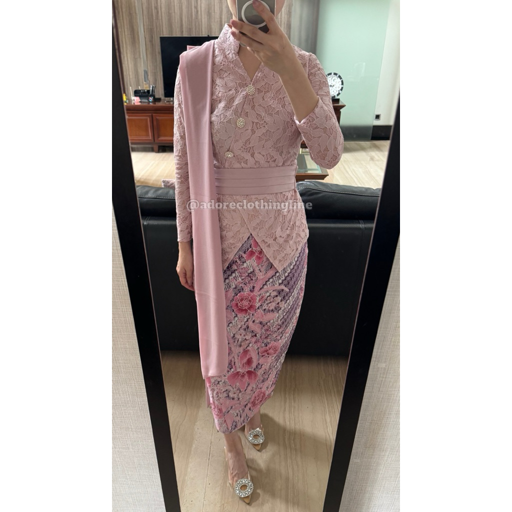 Setelan Kebaya Janggan Rok Batik Span Pink Adore