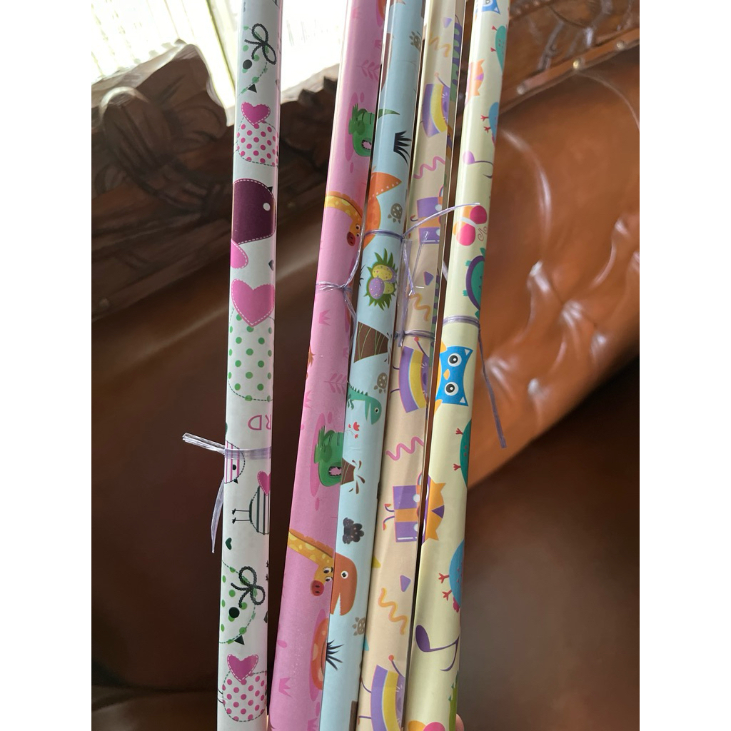 

Kertas Kado Merk Sidu Dijual Satuan Khusus Instan