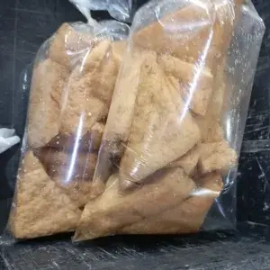 

TAHU GORENG SEGITIGA 20 PCS