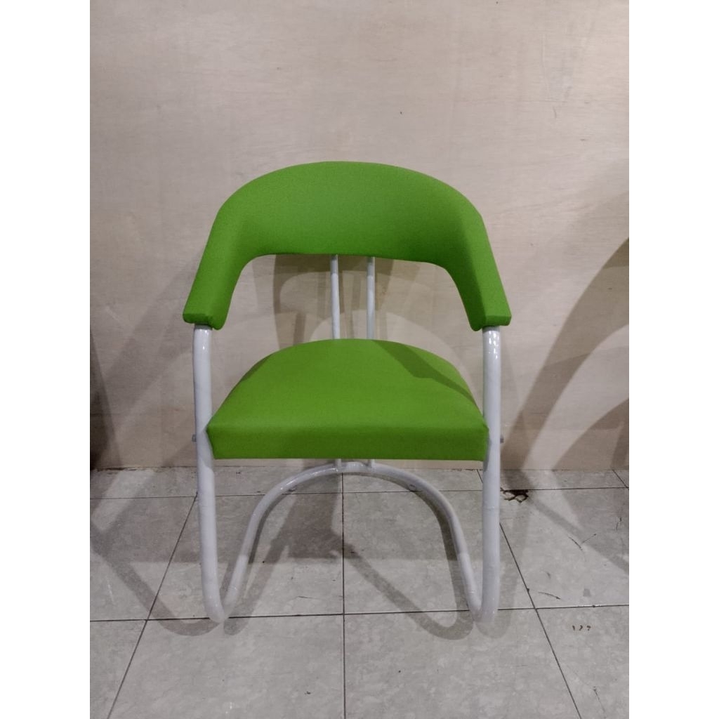 kursi salon / kursi salon teras rumah / kursi salon warnet / kursi salon cafe / kursi salon berlenga