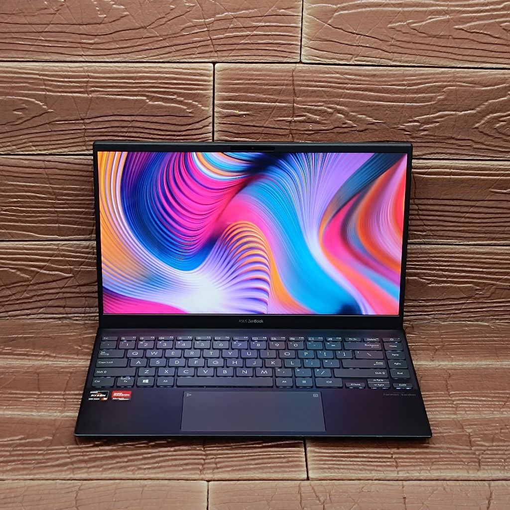 Laptop Asus ZenBook UM25UAZ AMD RYZEN 5-5500U RAM 8GB SSD 512GB IPS