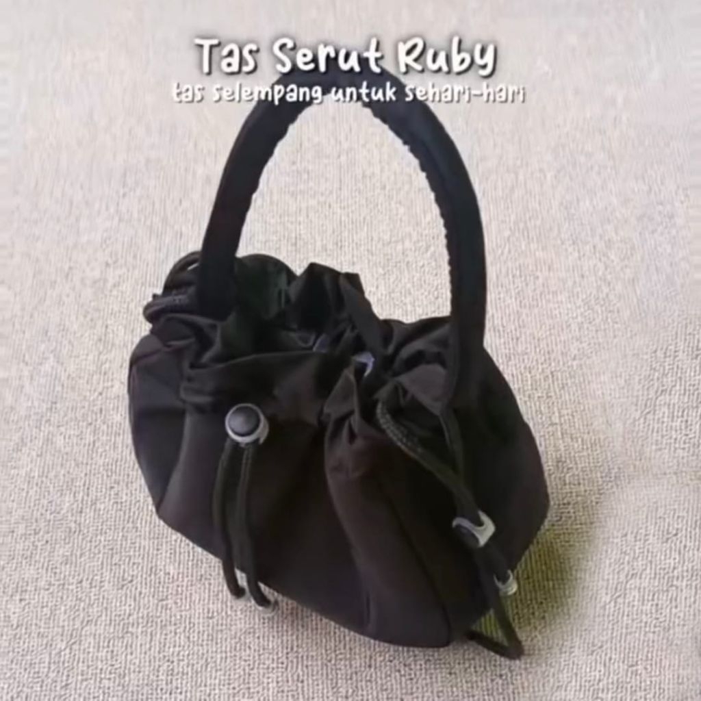tas selempang wanita serut slingbag wanita OOTD korean lucu waterproof - tas bahu serut wanita ruby 