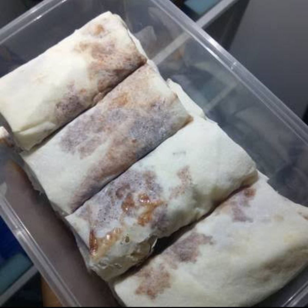 

Pisang Coklat ( Piscok ) Lumer Frozen