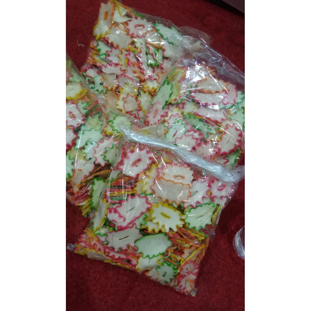 

KERUPUK MENTAH 500gr KERUPUK BAWANG BUNGA KERUPUK SEBLAK
