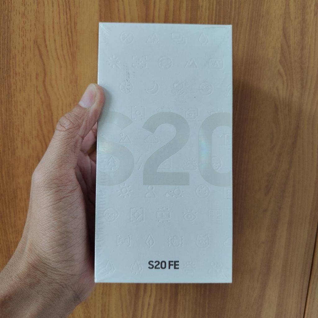 Dus Box Samsung Galaxy S20 FE Cloud White Resmi Sein Original Copotan