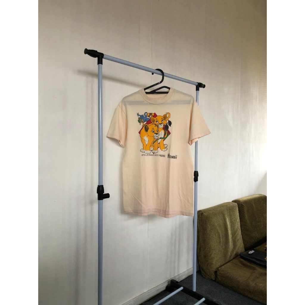 

Vintage tag Hanes Beefy Built up & Single stitch