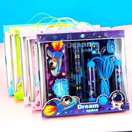 

Lariza Stationary Set 6in1 Karakter 826 Paket Alat Tulis Set Karakter Tali Skipping ATK